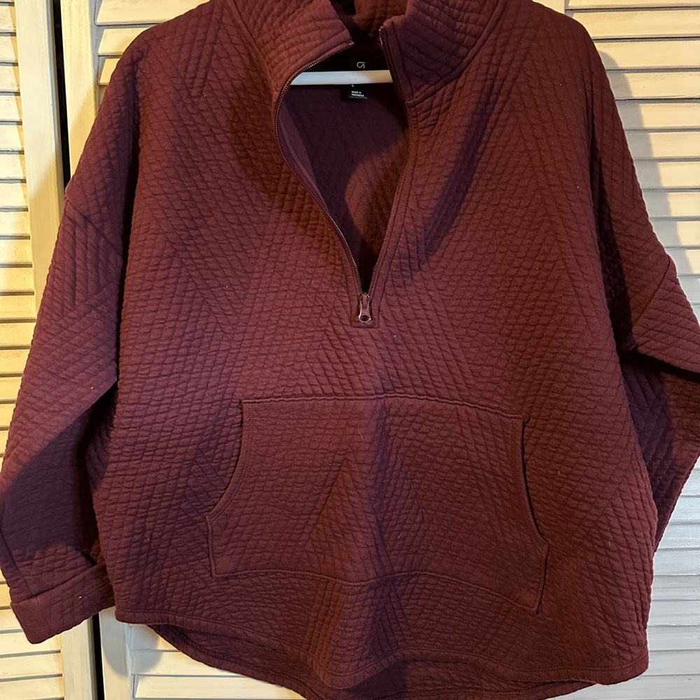 GAP Fit Quilted Pullover in Plum